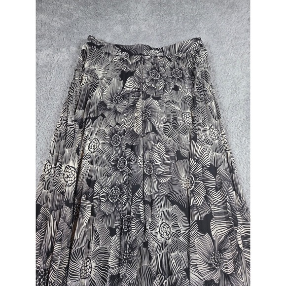Express Dresses & Skirts - Spring Flowy Black White Floral Maxi Skirt Womens XS Graphic Print Lined Express